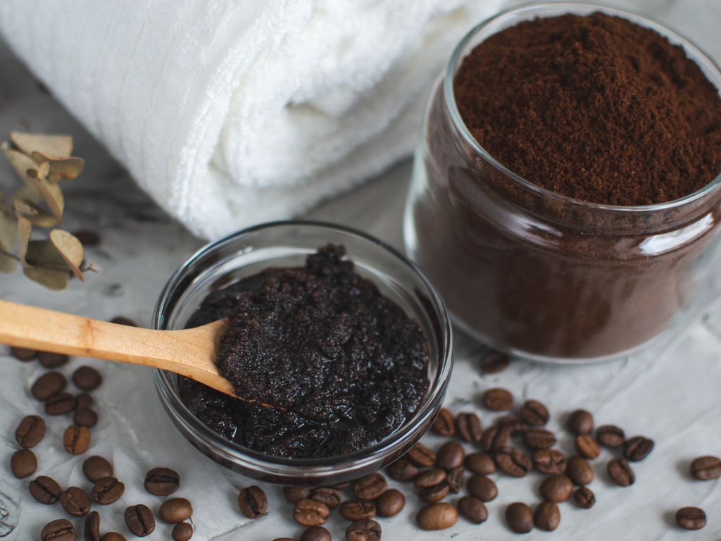 Значение кофе в составе скрабов