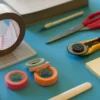 Как избавиться от следов клея от скотча на окнах