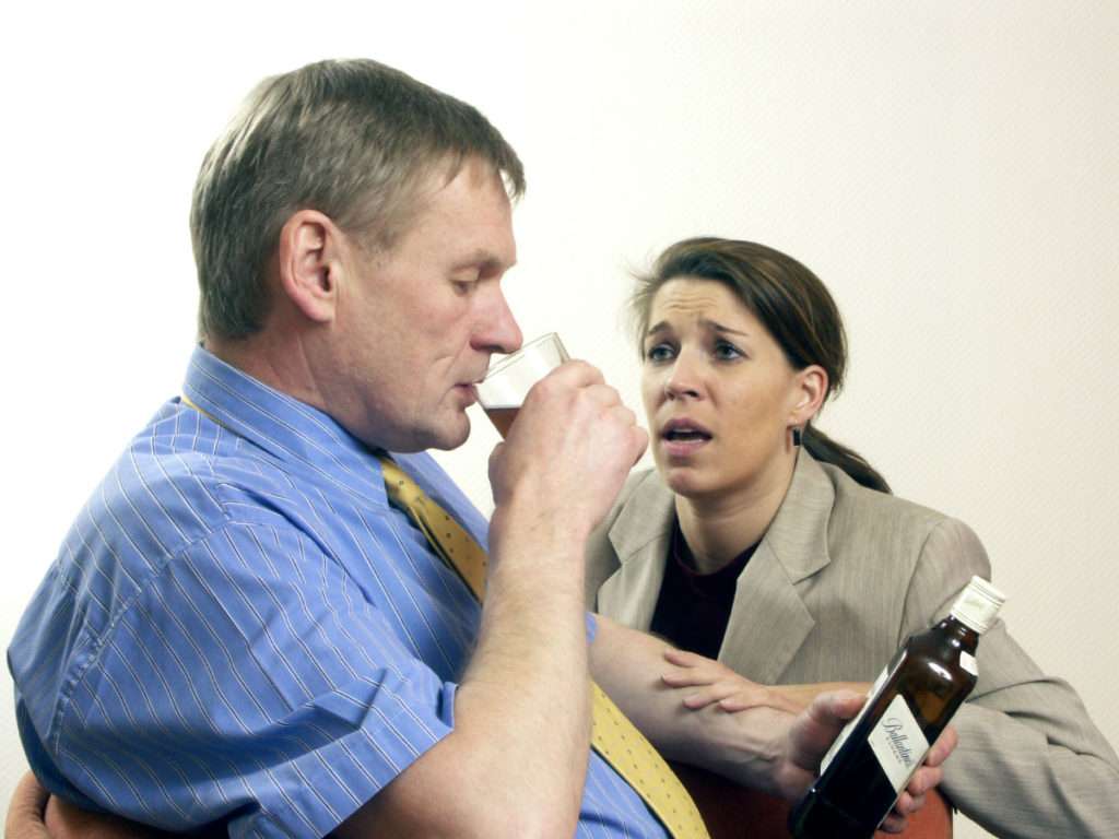 Причины, почему мужчина пьет